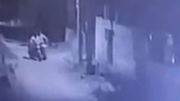 bike thieves loot motorcycles in midnight bike thieves loot motorcycles in midnight