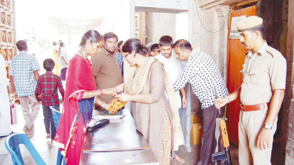 Search operations are going on in Srirangam temple Search operations are going on in Srirangam temple