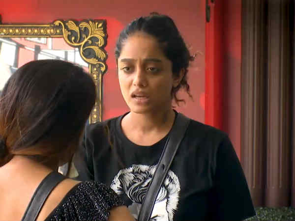 அபிராமி கிரஷ்