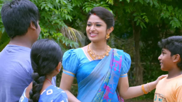 சாதாரண மனுஷி