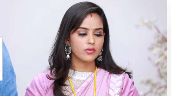 மாமாவுக்கு முத்தம்