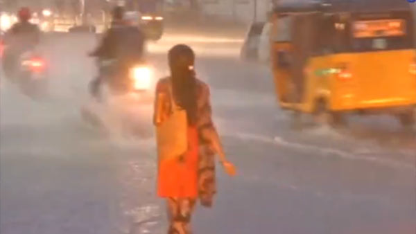 ஊர்ந்து