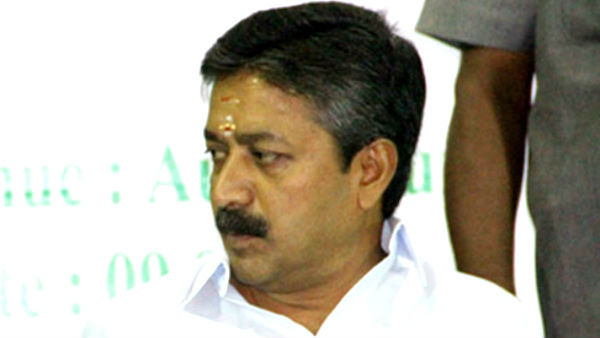 அமைச்சர் ஆதரவு