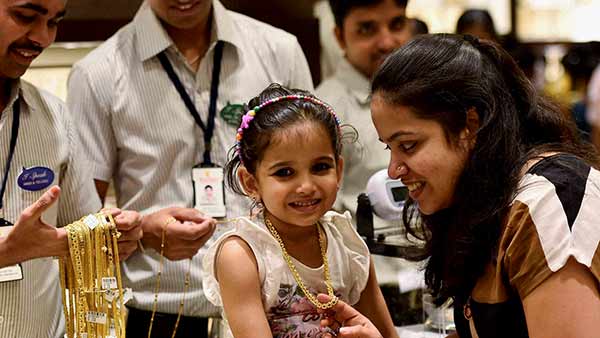 gold price fall today, RS 1500 fall last 15 days gold price fall today, RS 1500 fall last 15 days