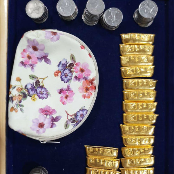 Rs.53.83 lakh worth of smuggling gold Coins seized in Trichy Rs.53.83 lakh worth of smuggling gold Coins seized in Trichy
