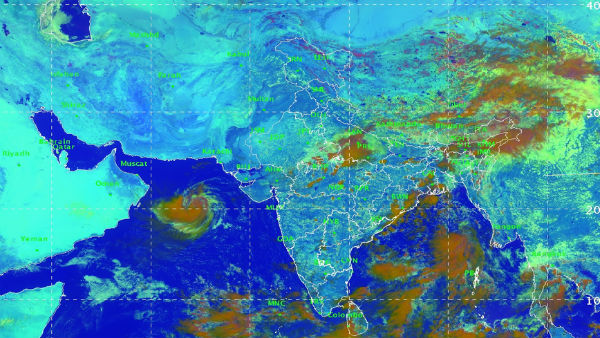 Heavy rainfall is expected in several parts of the Tamilnadu Heavy rainfall is expected in several parts of the Tamilnadu