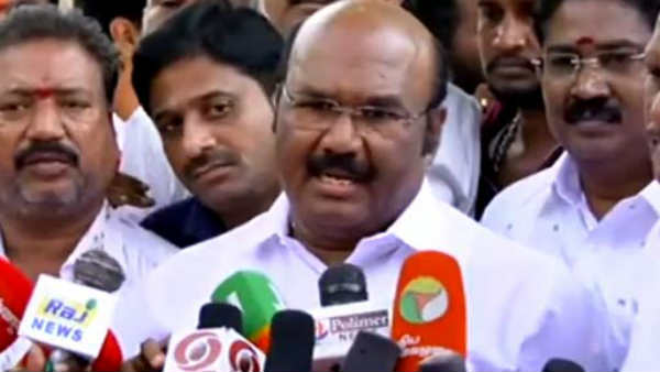 ஜெயக்குமார் எப்படி
