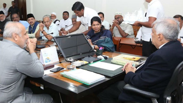 Kanimozhi meets Sirisena and Ranil Kanimozhi meets Sirisena and Ranil
