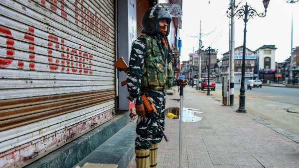 UNHR urges India to ease restrictions in JK UNHR urges India to ease restrictions in JK