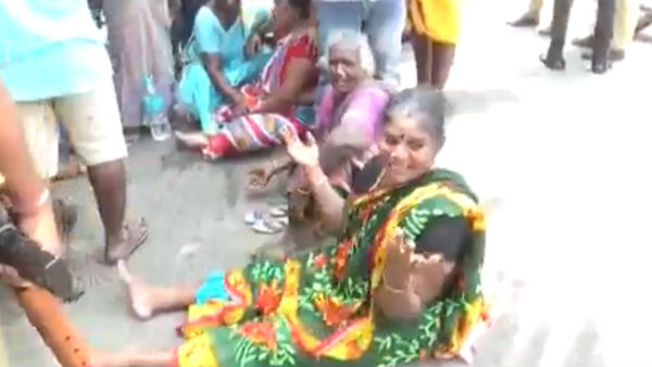 வெடிகுண்டு வீசி கொலை