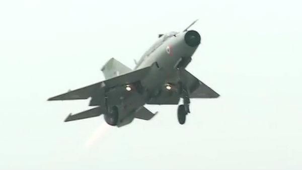IAF Chief Dhanoa, Abhinandan fly MiG-21 together IAF Chief Dhanoa, Abhinandan fly MiG-21 together
