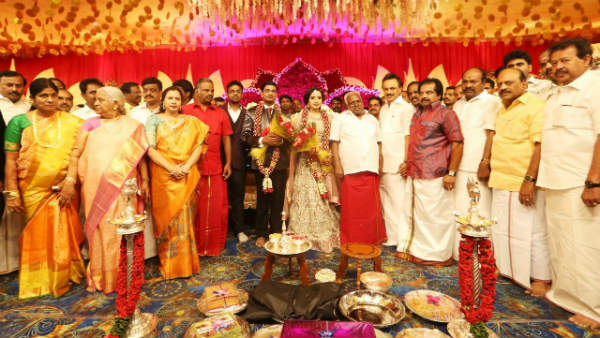 mk stalin and saidai duraisami standing on the same stage mk stalin and saidai duraisami standing on the same stage