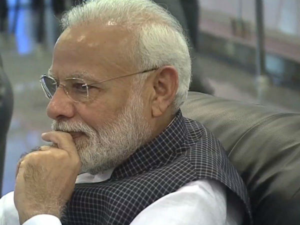 Chandrayaan 2 live updates : Prime Minister Narendra Modi arrives at Bengaluru Chandrayaan 2 live updates : Prime Minister Narendra Modi arrives at Bengaluru