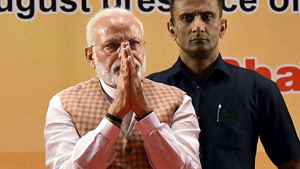 pm narendra modi wishes for vellore based new couples pm narendra modi wishes for vellore based new couples