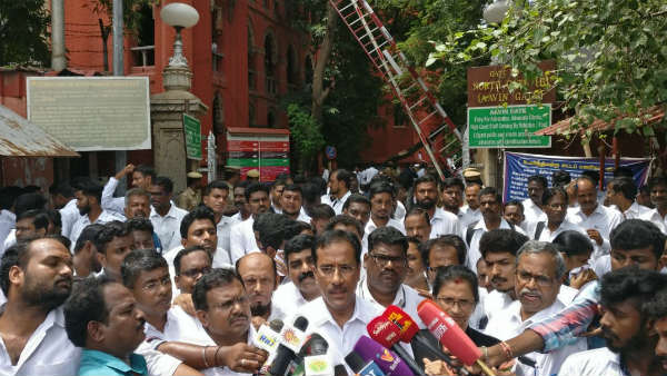 advocates stage protest in support of madras hc cj advocates stage protest in support of madras hc cj