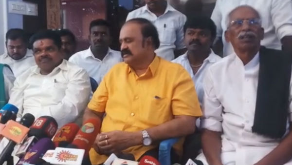 புகழேந்தியின் பெயர்