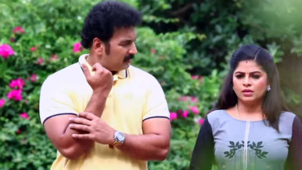 வெண்மதி நீலாம்பரி