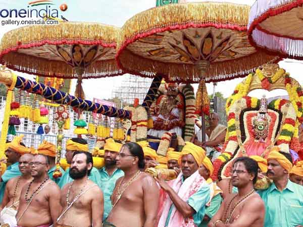 ஸ்ரீதேவி பூதேவி மலையப்பசுவாமி