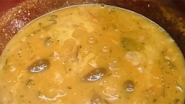 அப்பளத்தை அடித்து
