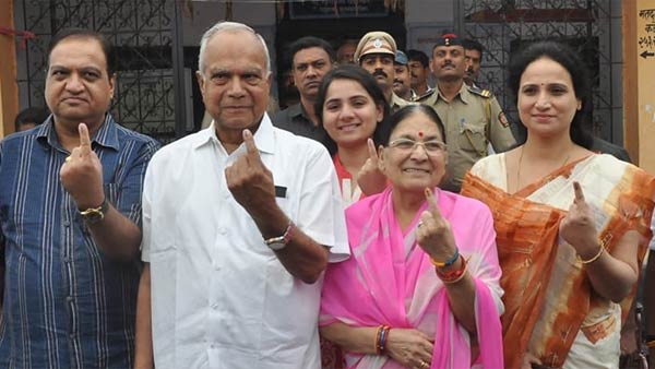 Tamilnadu Governor Banwarilal Purohit along with his family vote at a poling centre at West Nagpur constituency Tamilnadu Governor Banwarilal Purohit along with his family vote at a poling centre at West Nagpur constituency