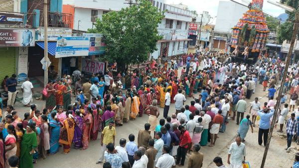 Tenkasi Kasi Viswanathar temple Aippasi Tirukalyana car festival Tenkasi Kasi Viswanathar temple Aippasi Tirukalyana car festival