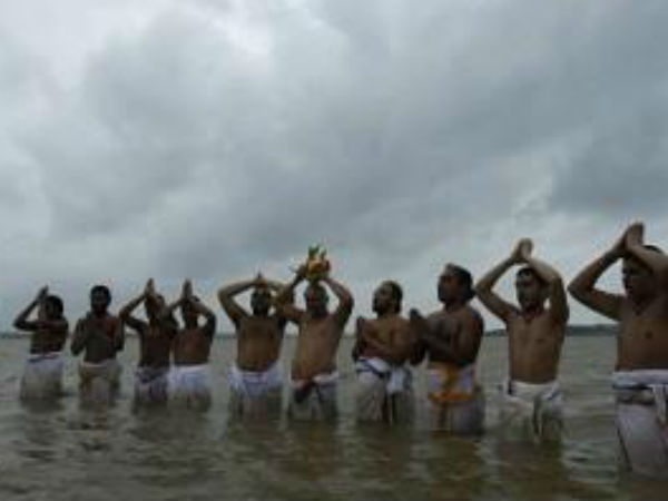 மோட்ச ஸ்நானம்