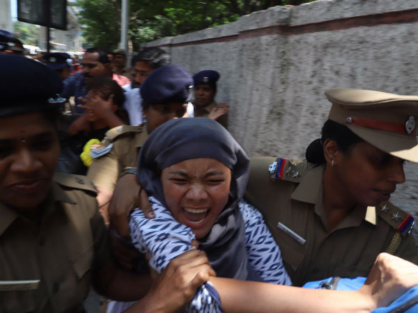 Tibet Activists arrested in Chennai Tibet Activists arrested in Chennai