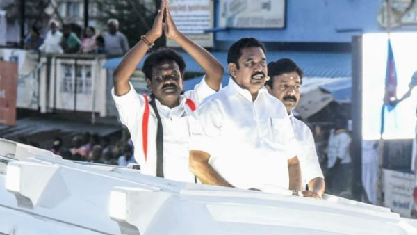 இரண்டு கட்சிகள்