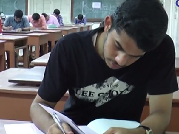 தமிழ் தெரிய வேண்டும்