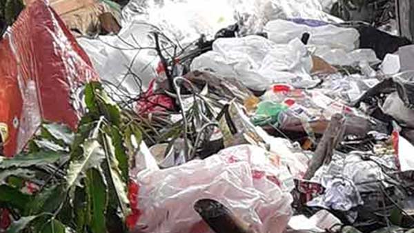 தீபாவளி குப்பையுடன் சேர்த்து