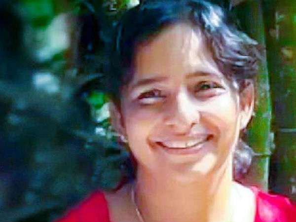 கணவனை போட்டுத் தள்ளிய ஜோலி