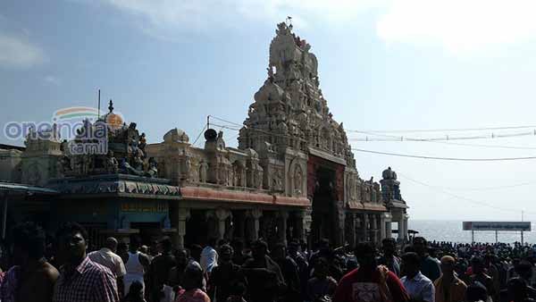 பக்தர்கள் பரவசம்