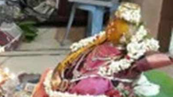 சந்தனமும் பன்னீரும்