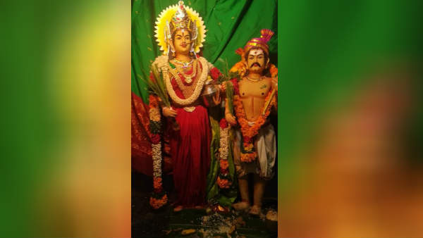 பூக்குழி பக்தி பரவசம்