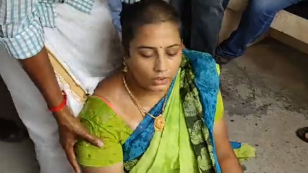 தண்ணீர் அடித்தனர்