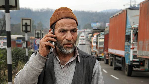 Postpaid mobile phone services restored in Jammu Kashmir Postpaid mobile phone services restored in Jammu Kashmir