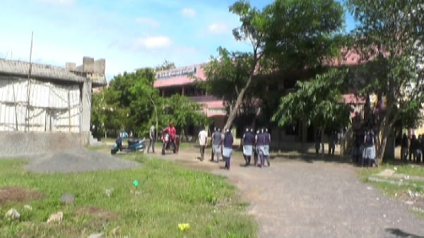students beat head master in puducherry students beat head master in puducherry