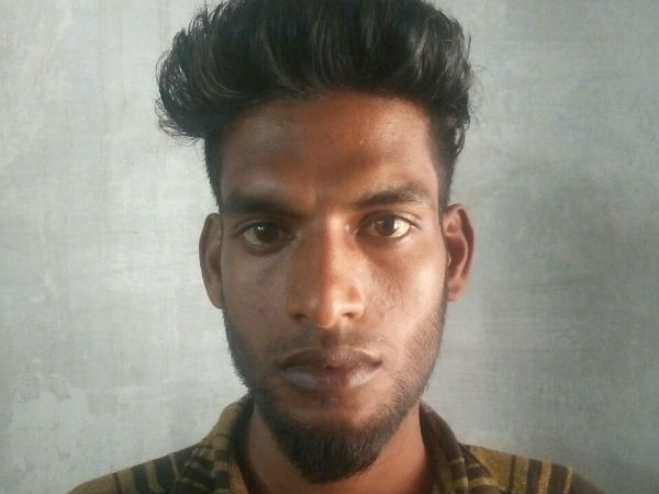 rowdies attack two policemen in puducherry rowdies attack two policemen in puducherry