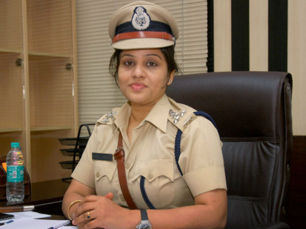 பணியிடமாற்றம்