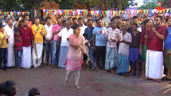 சிலம்பாட்டம் விளையாட்டு