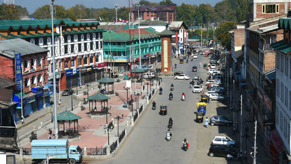 இருளில் காஷ்மீர்ல்