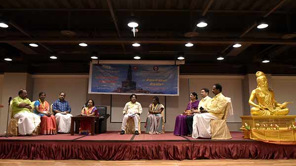மாணவர்களுக்கு சான்றிதழ்கள்