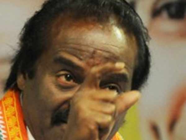 வசந்தகுமார் வெற்றி