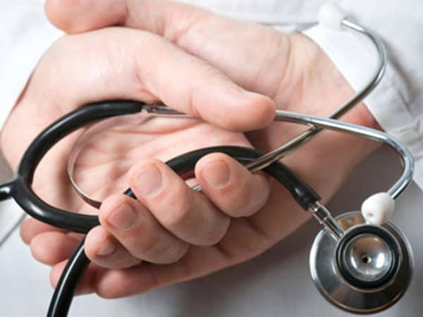 மருத்துவர்களை அழையுங்கள்