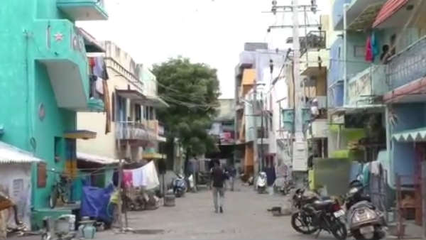 டியூப்லைட் - செருப்பு