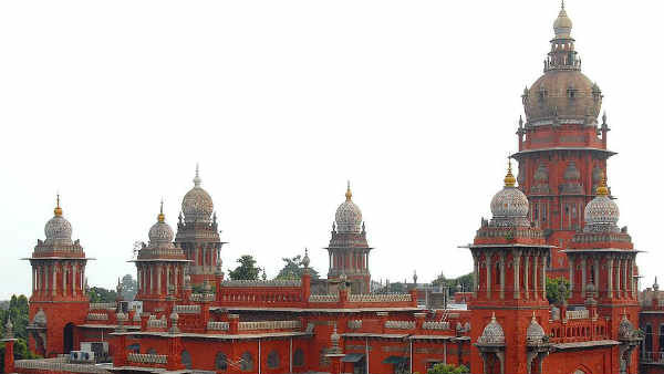 Chennai HC orders to remove two wheelers opposite to NSC bose road Chennai HC orders to remove two wheelers opposite to NSC bose road
