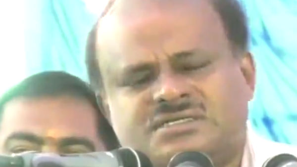 அழுத குமாரசாமி