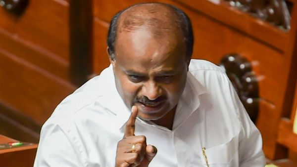 17 பேர் எஸ்கேப்