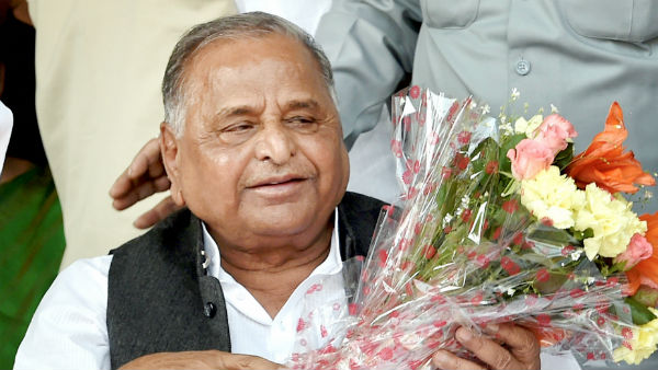Mulayam Singh admitted to hospital Mulayam Singh admitted to hospital