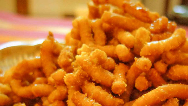 50 மீட்டர் சுற்றளவு